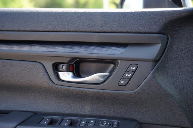 used 2024 Honda CR-V Hybrid car, priced at $35,999