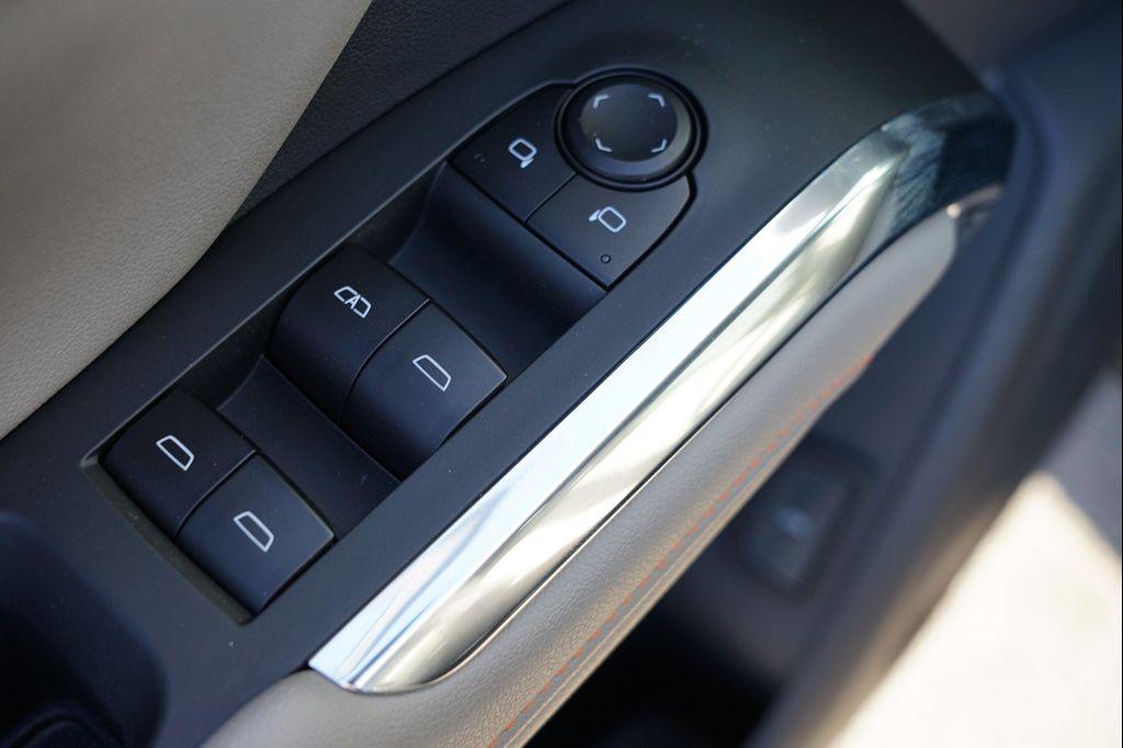 used 2025 Chevrolet Traverse car, priced at $37,941
