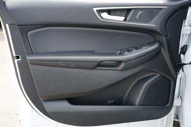 used 2024 Ford Edge car, priced at $25,414