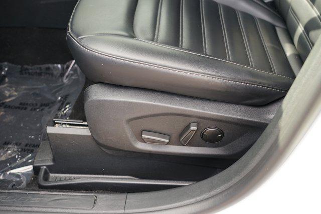 used 2024 Ford Edge car, priced at $25,414