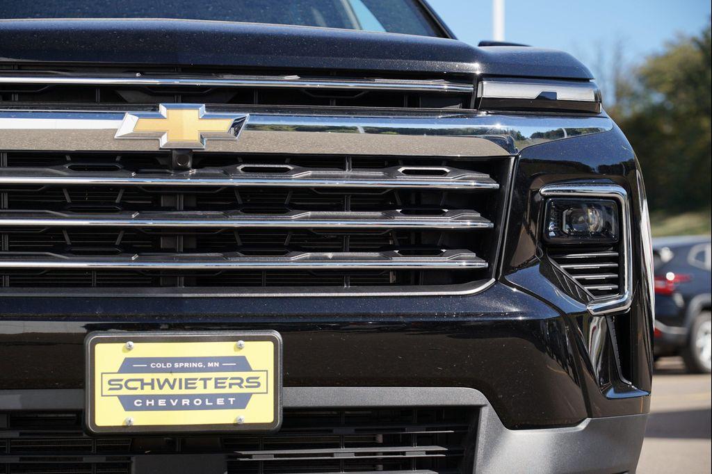 used 2025 Chevrolet Traverse car, priced at $37,925