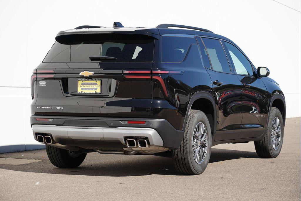 used 2025 Chevrolet Traverse car, priced at $37,925
