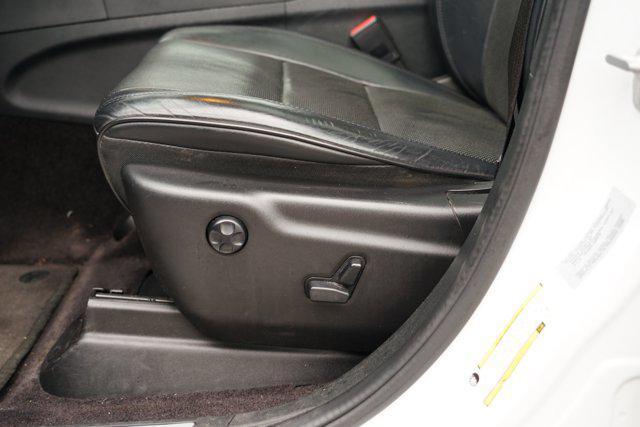 used 2016 Jeep Grand Cherokee car, priced at $13,999