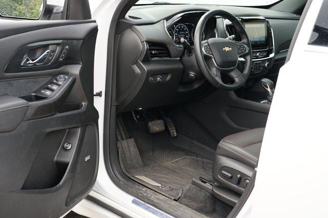 used 2023 Chevrolet Traverse car, priced at $39,990