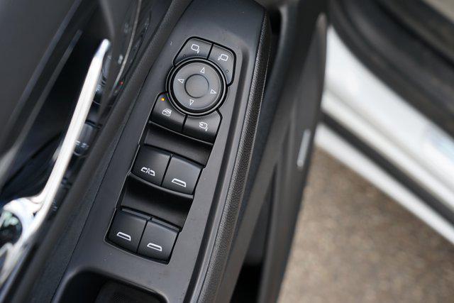 used 2023 Chevrolet Traverse car, priced at $39,990