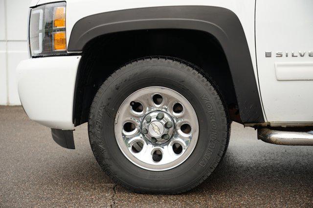 used 2009 Chevrolet Silverado 1500 car, priced at $12,000
