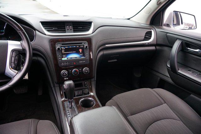 used 2015 Chevrolet Traverse car, priced at $8,600