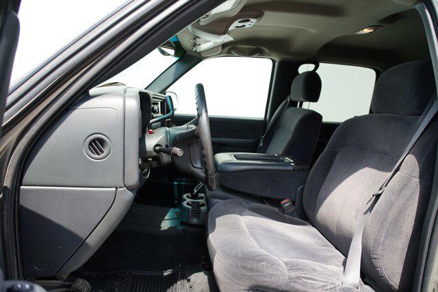 used 2001 Chevrolet Silverado 2500 car, priced at $11,500