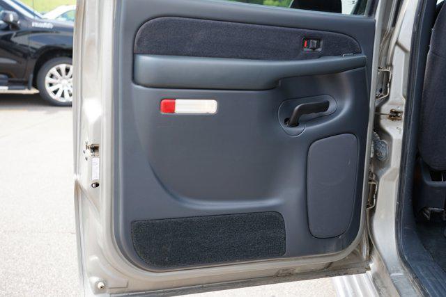 used 2001 Chevrolet Silverado 2500 car, priced at $11,500