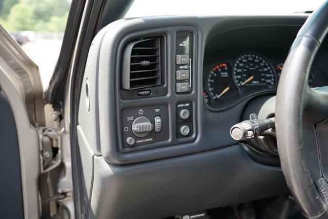 used 2001 Chevrolet Silverado 2500 car, priced at $11,500