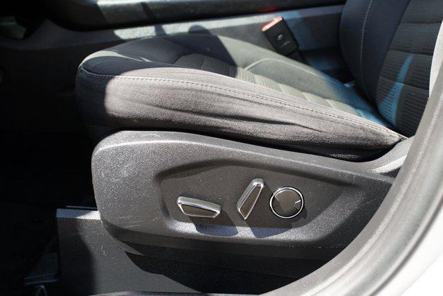 used 2016 Ford Edge car, priced at $9,444
