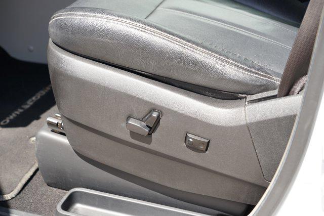 used 2016 Chrysler Town & Country car, priced at $6,000