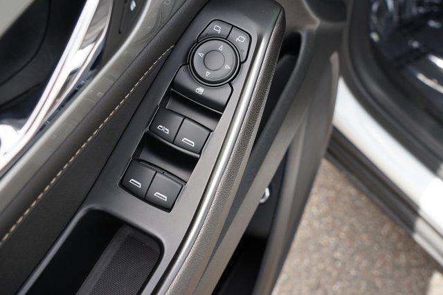used 2022 Chevrolet Traverse car, priced at $34,490