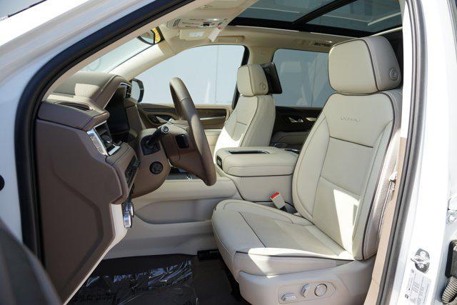 used 2024 GMC Yukon XL car, priced at $75,999