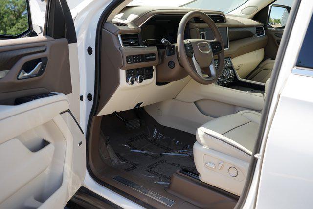 used 2024 GMC Yukon XL car, priced at $75,999