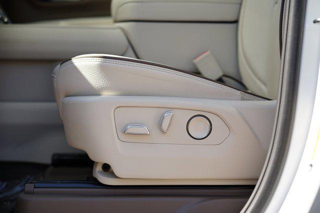 used 2024 GMC Yukon XL car, priced at $75,999