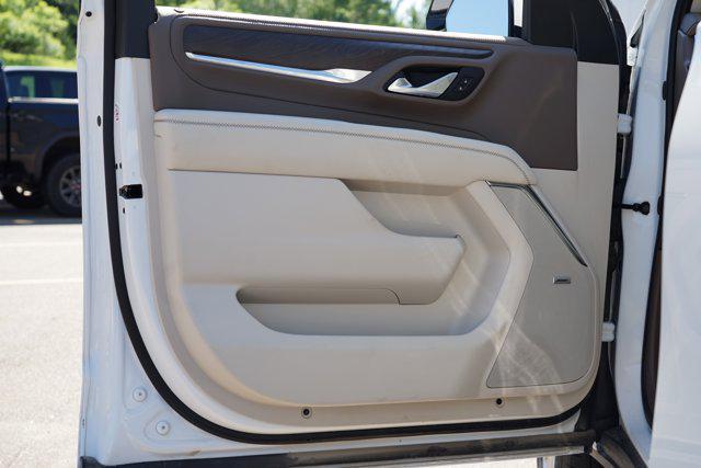 used 2024 GMC Yukon XL car, priced at $75,999