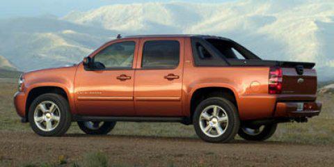 used 2007 Chevrolet Avalanche car, priced at $9,000