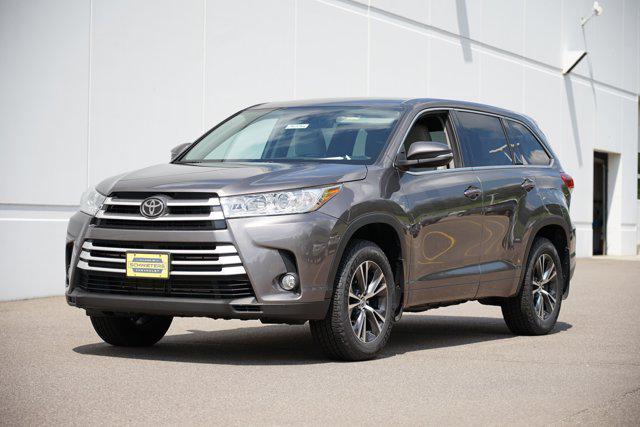 used 2018 Toyota Highlander car, priced at $17,797