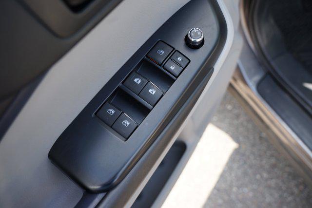 used 2018 Toyota Highlander car, priced at $17,797