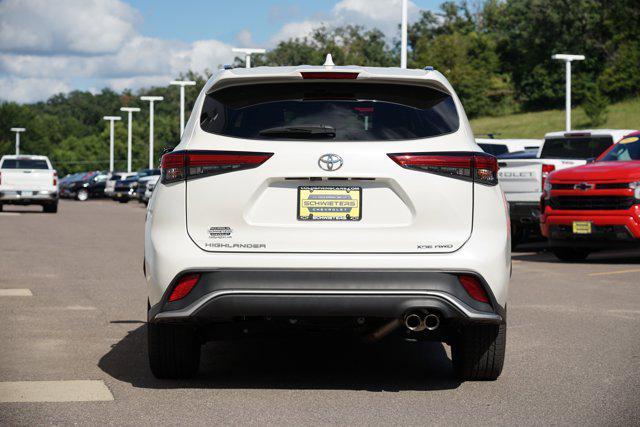 used 2021 Toyota Highlander car, priced at $35,990