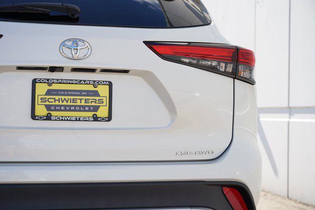 used 2021 Toyota Highlander car, priced at $35,990