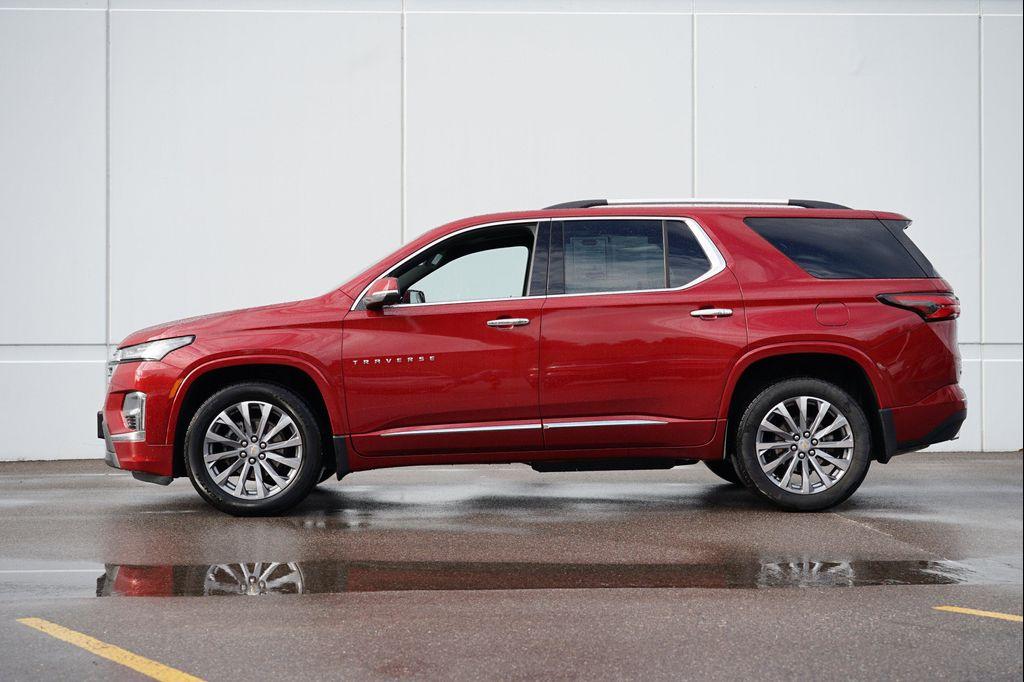 used 2023 Chevrolet Traverse car, priced at $39,403