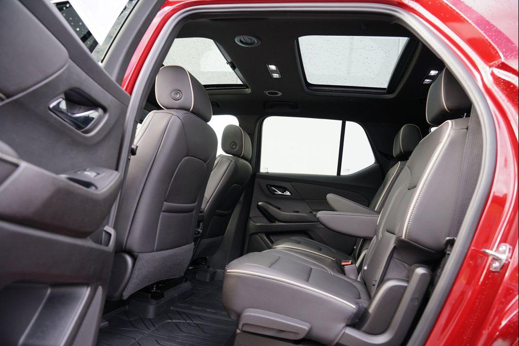 used 2023 Chevrolet Traverse car, priced at $39,403