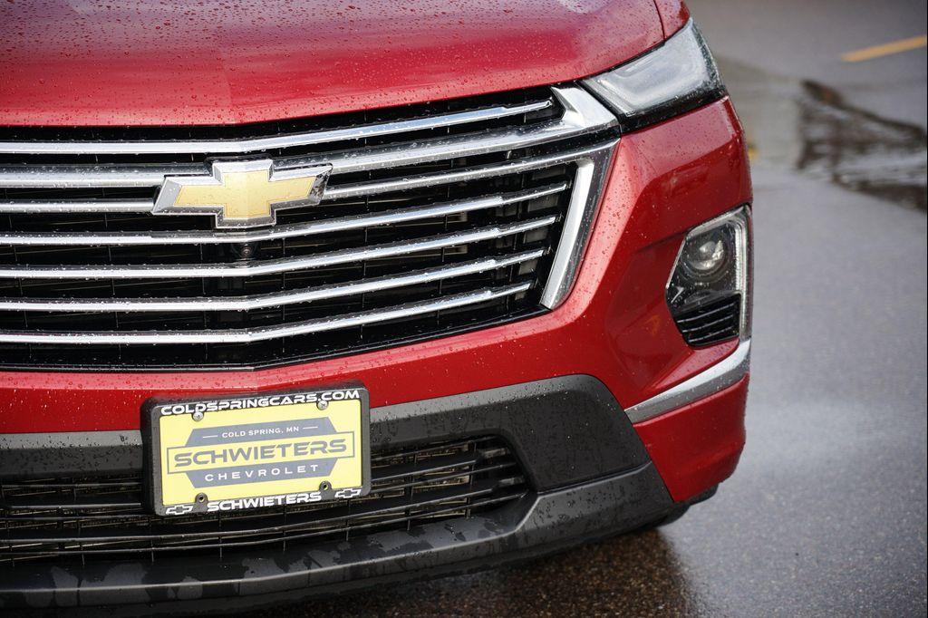 used 2023 Chevrolet Traverse car, priced at $39,403