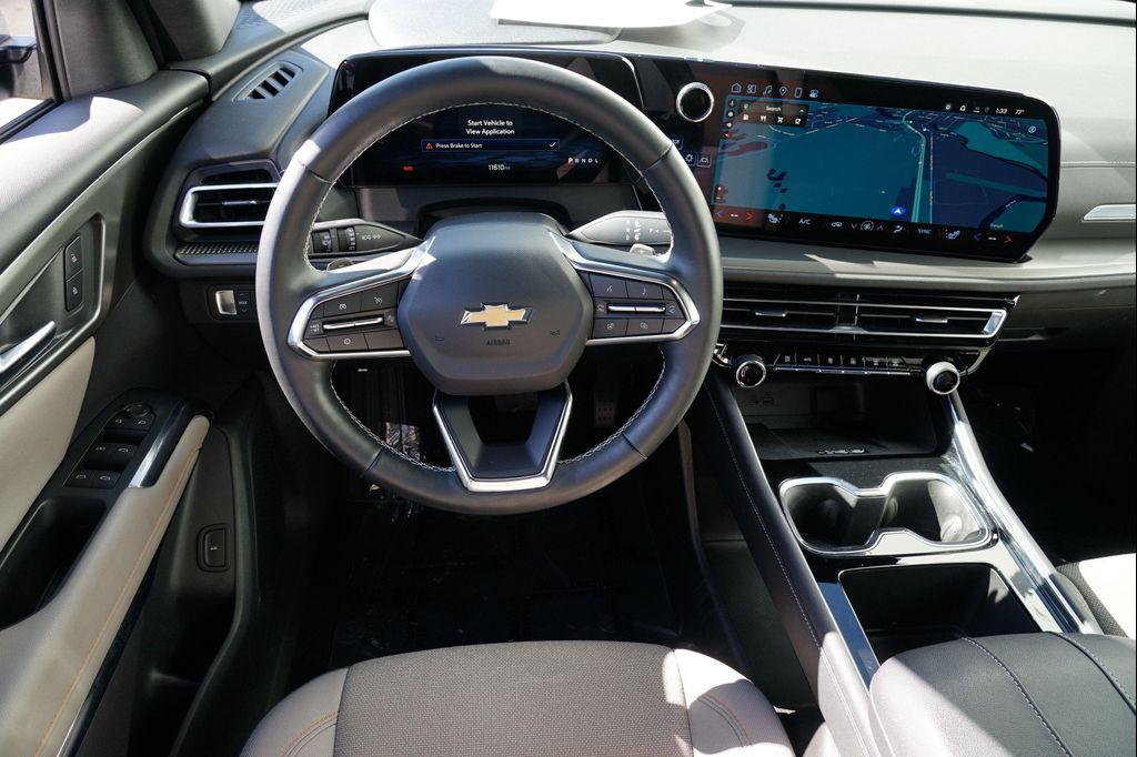used 2025 Chevrolet Traverse car, priced at $38,233
