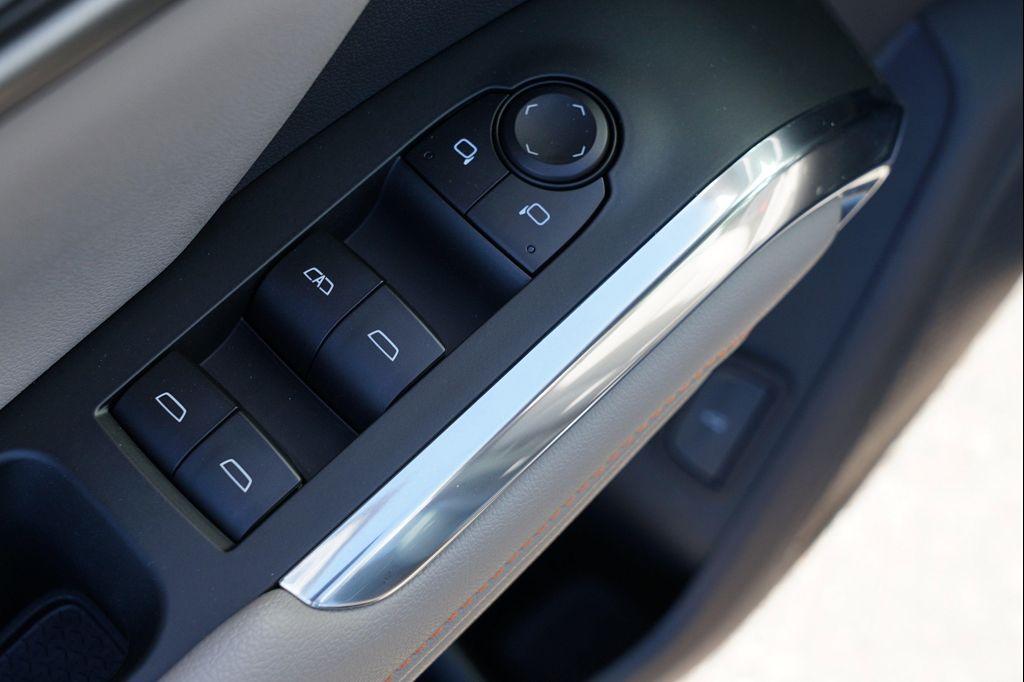 used 2025 Chevrolet Traverse car, priced at $38,233