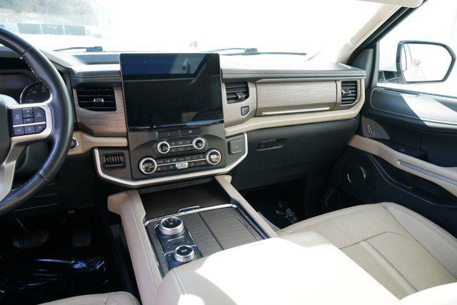 used 2023 Ford Expedition car, priced at $44,333