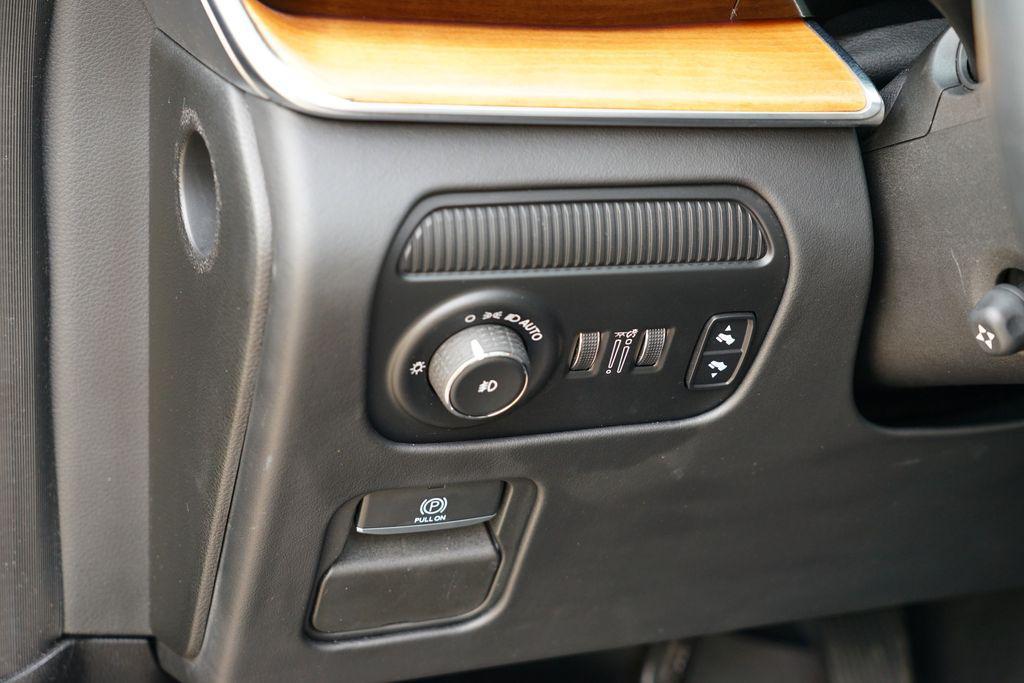 used 2022 Jeep Grand Wagoneer car, priced at $42,999