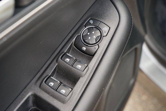 used 2024 Ford Edge car, priced at $25,644