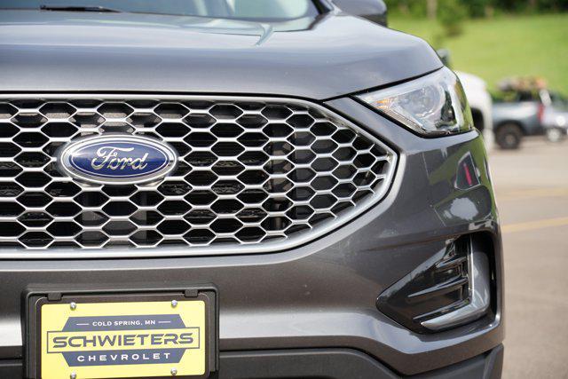 used 2024 Ford Edge car, priced at $25,644