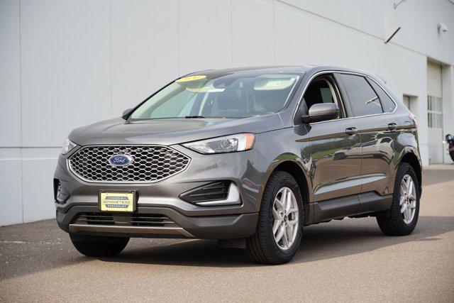 used 2024 Ford Edge car, priced at $25,644
