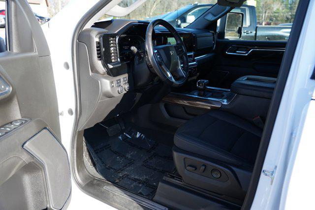 used 2022 Chevrolet Silverado 1500 car, priced at $43,221