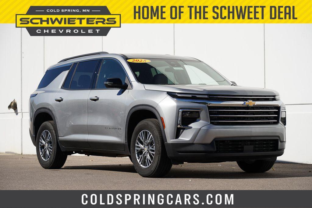 used 2025 Chevrolet Traverse car, priced at $36,442