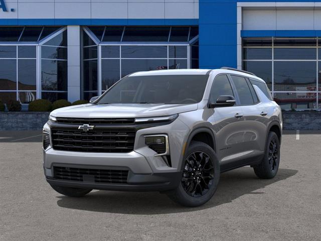 new 2025 Chevrolet Traverse car, priced at $44,255