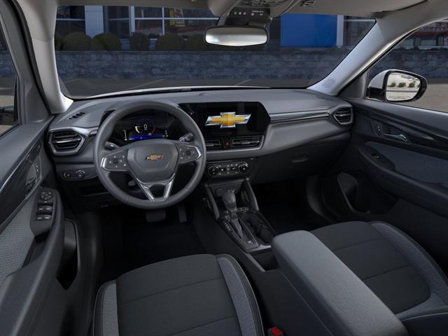 new 2025 Chevrolet TrailBlazer car, priced at $28,168