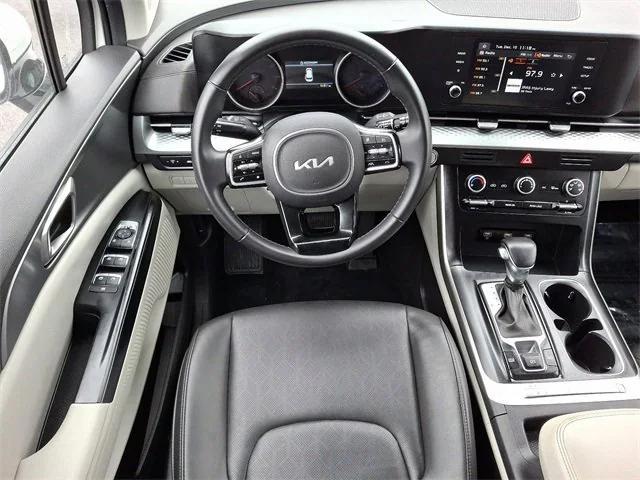 used 2023 Kia Carnival car, priced at $28,997