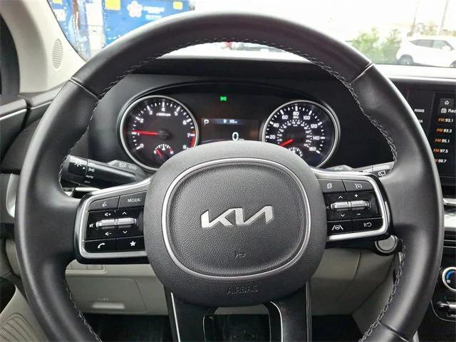 used 2023 Kia Carnival car, priced at $28,997