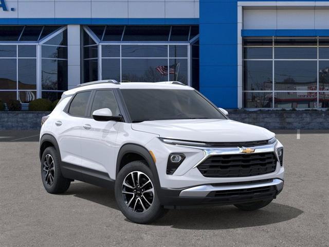 new 2026 Chevrolet TrailBlazer car, priced at $28,670