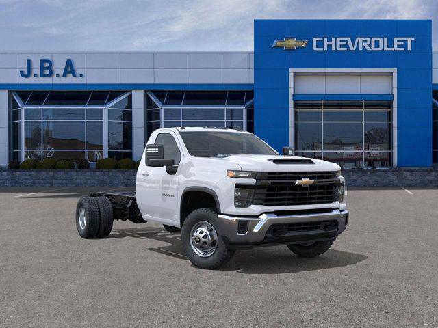 new 2025 Chevrolet Silverado 3500 car, priced at $49,778