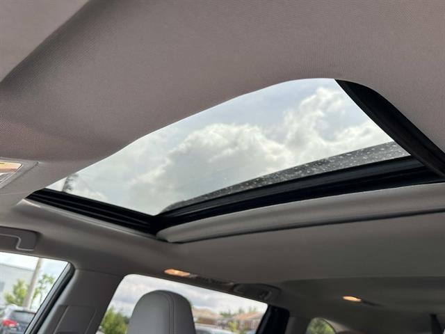 used 2015 Toyota Highlander car, priced at $18,497