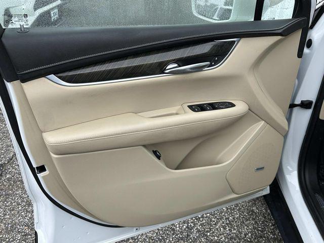 used 2018 Cadillac XT5 car, priced at $13,997