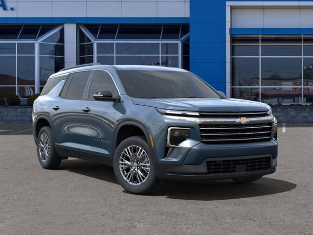 new 2025 Chevrolet Traverse car, priced at $41,470