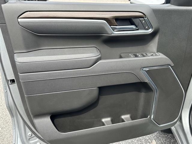 used 2025 Chevrolet Silverado 1500 car, priced at $47,995
