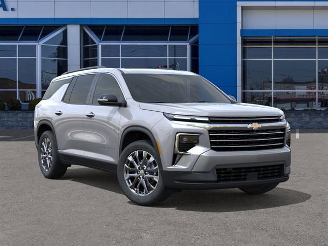 new 2025 Chevrolet Traverse car, priced at $45,195