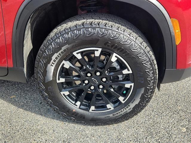 used 2024 Chevrolet Traverse car, priced at $45,497
